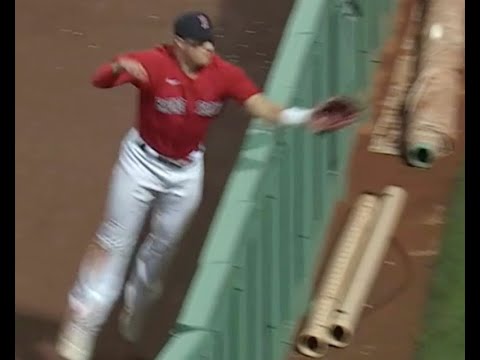 A Red Sox Outfielder Accidentally Knocked a Ball Over the Fence